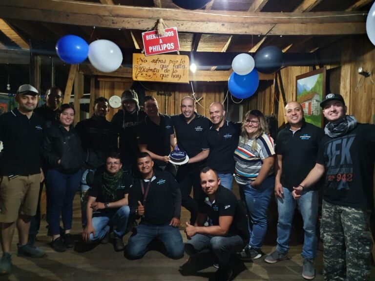 Nuestro Sexto aniversario Club Discover Medellín